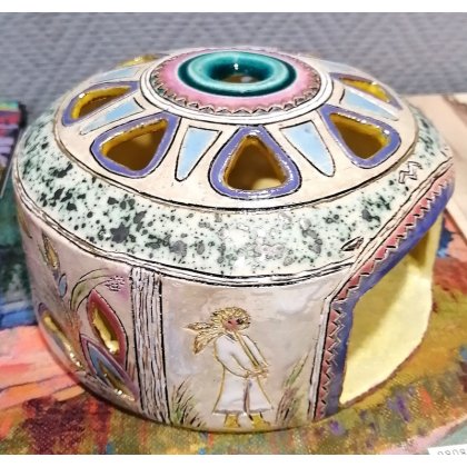 Юрта - подсвечник.